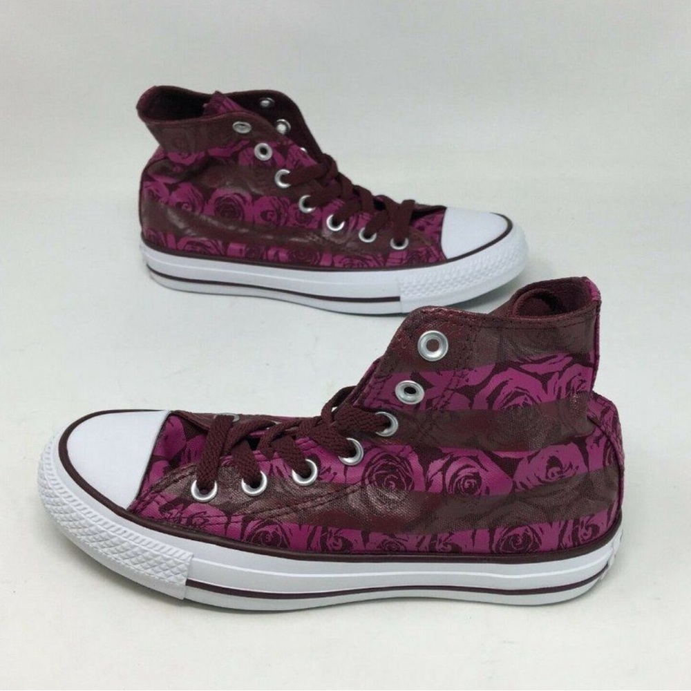 ❌SOLD❌Converse Women's Sneakers Pink Red Size 6 Chuck Taylor Bordeaux Floral